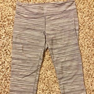 Under Armour Fitted Crops